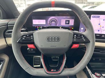 Audi RS5 Sportback — photo 13