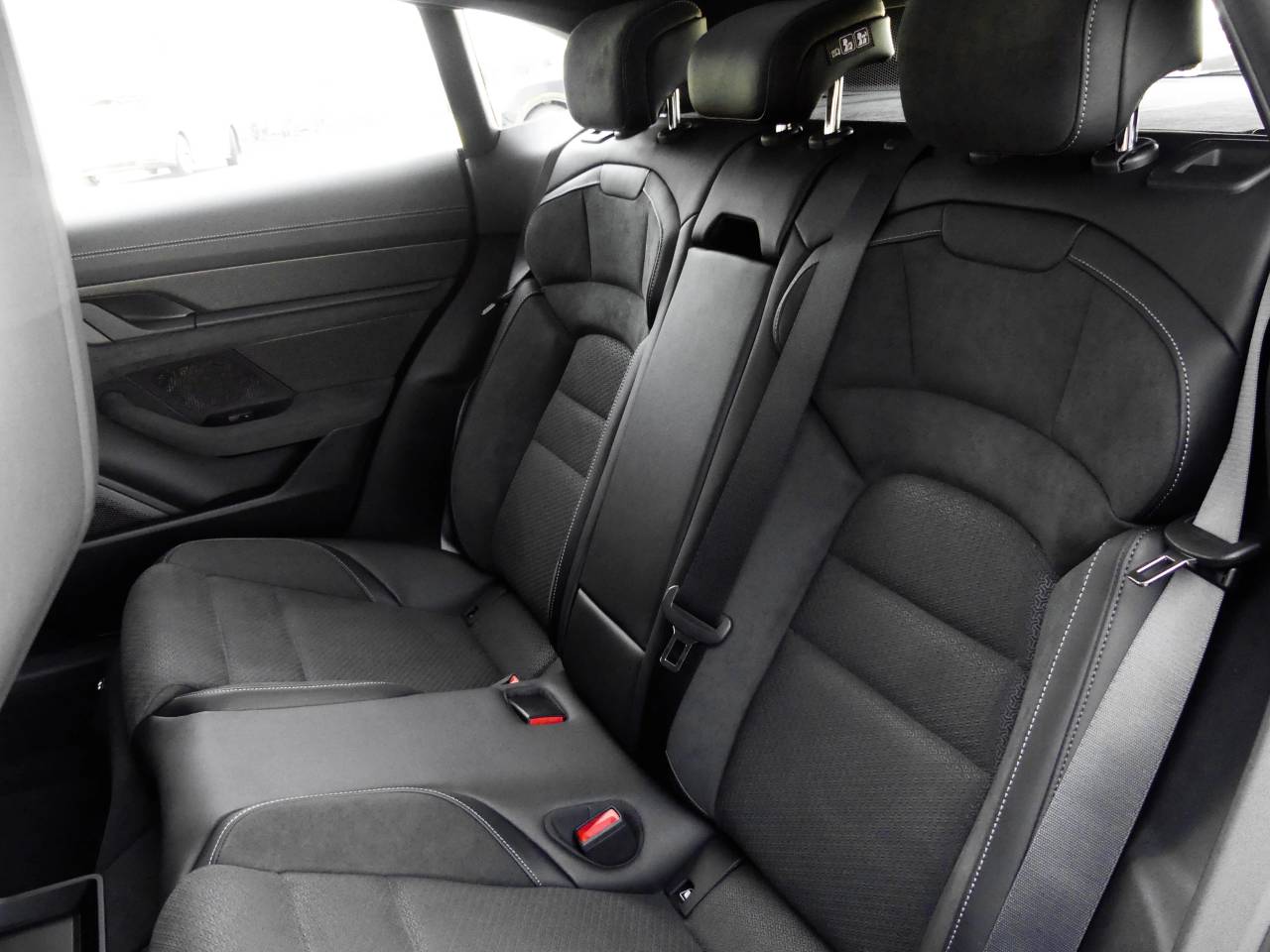 Porsche Taycan ph2 GTS Sport Turismo - 2025 - Joinsteer - #23