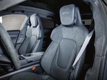 Porsche Taycan ph2 GTS — photo 16