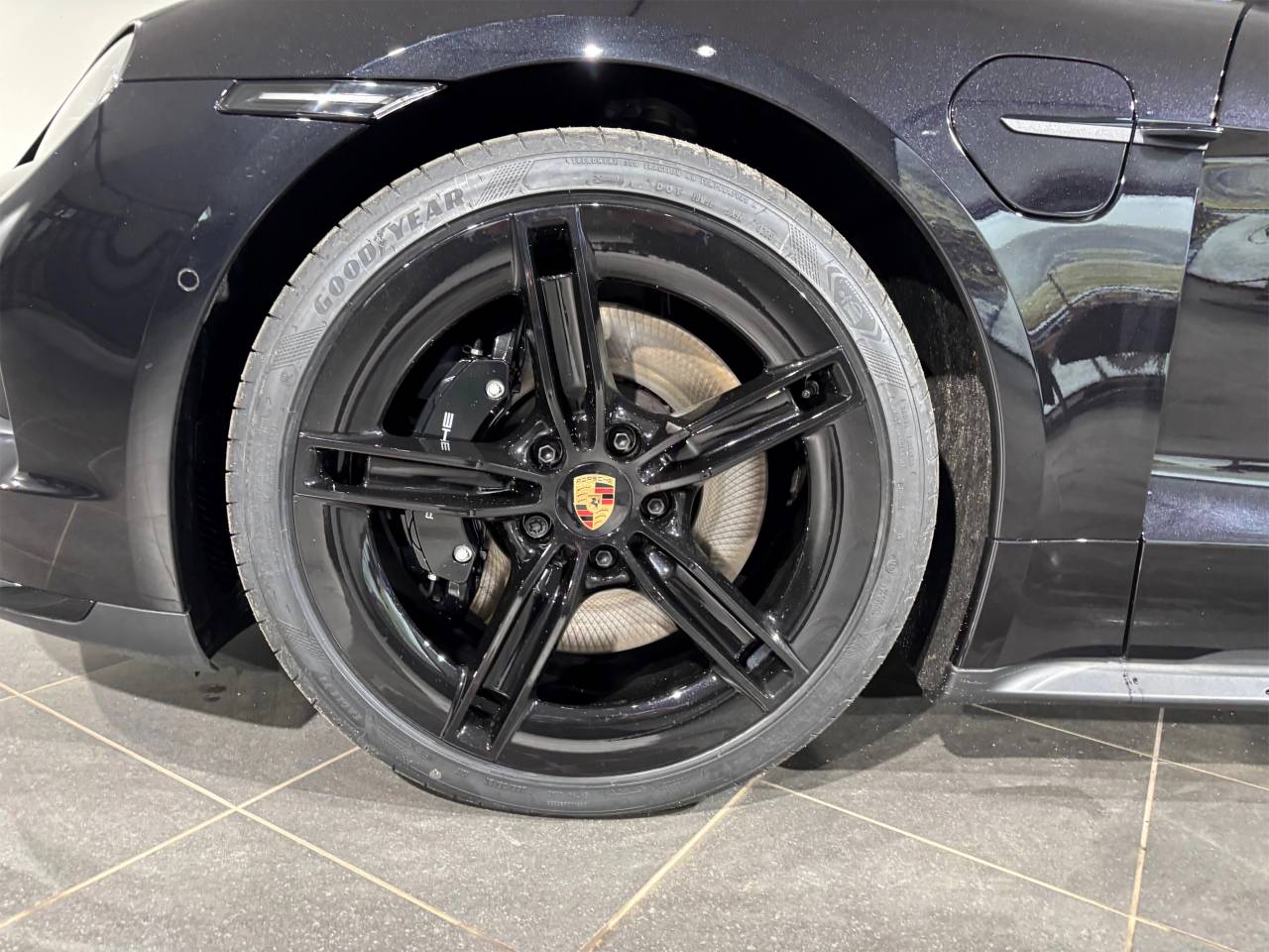 Porsche Taycan ph2 GTS Sport Turismo - 2025 - Joinsteer - #6