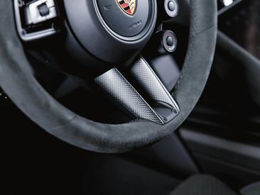Porsche Taycan ph2 GTS — photo 37