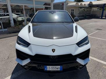 Lamborghini Urus Performante — photo 4