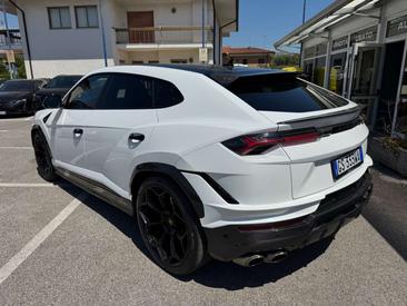 Lamborghini Urus Performante — photo 5