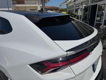 Lamborghini Urus Performante — photo 11
