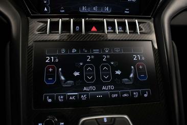Lamborghini Urus S — photo 18