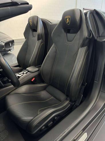 Lamborghini Huracán Spyder EVO — photo 14