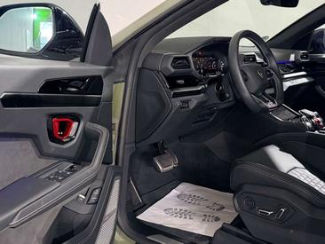 Lamborghini Urus SE — photo 20