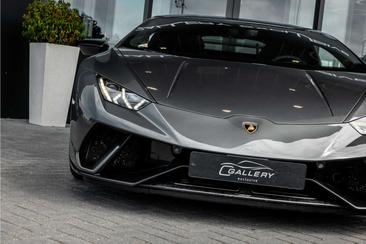 Lamborghini Huracán Performante — photo 40