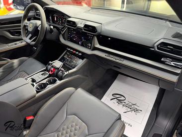 Lamborghini Urus SE — photo 14