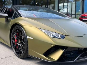 Lamborghini Huracán Spyder Performante — photo 34