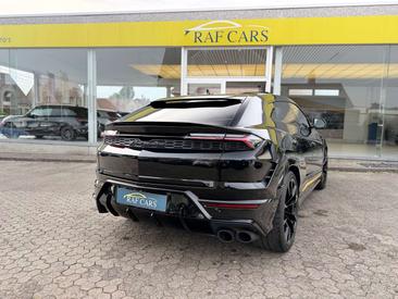 Lamborghini Urus SE — photo 9