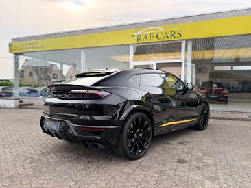 Lamborghini Urus SE — photo 12