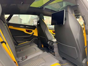 Lamborghini Urus SE — photo 13