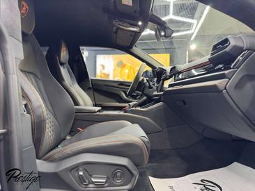 Lamborghini Urus SE — photo 21