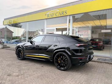 Lamborghini Urus SE — photo 30