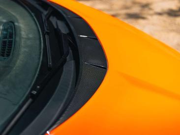 Lamborghini Revuelto — photo 32
