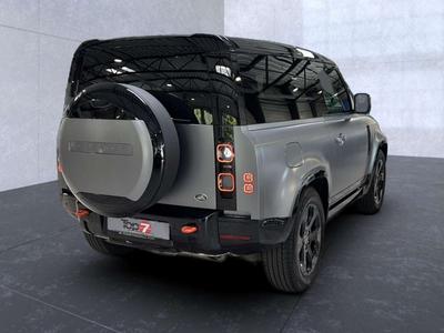 Land Rover Defender 130 Outbound