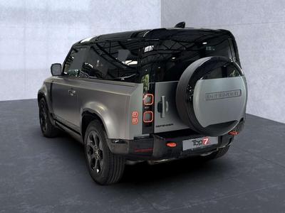 Land Rover Defender 130 Outbound