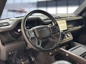 Land Rover Defender 130 Outbound — photo 10