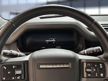 Land Rover Defender 130 Outbound — photo 11