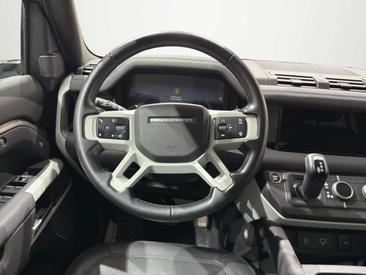 Land Rover Defender 90 D250 MHEV — photo 9