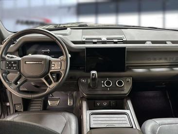 Land Rover Defender 130 Outbound — photo 17