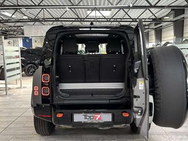 Land Rover Defender 130 Outbound — photo 22