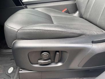 Land Rover Discovery TD6 — photo 18