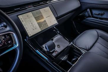 Land Rover Range Rover Sport D250 — photo 16
