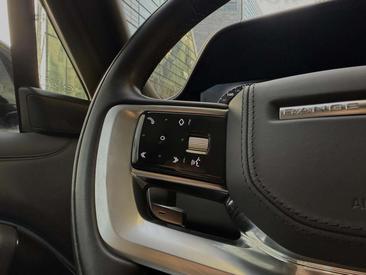 Land Rover Range Rover P510e — photo 15