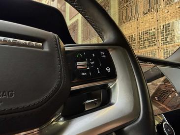 Land Rover Range Rover P510e — photo 16