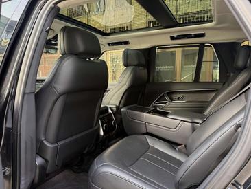 Land Rover Range Rover P510e — photo 28