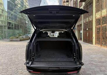 Land Rover Range Rover P510e — photo 34