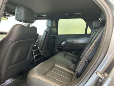 Land Rover Range Rover Sport D250 — photo 17