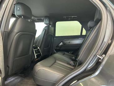 Land Rover Range Rover Sport D250 — photo 17