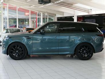 Land Rover Range Rover Sport P440e — photo 4
