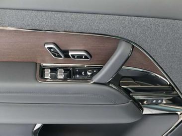 Land Rover Range Rover Sport P440e — photo 12