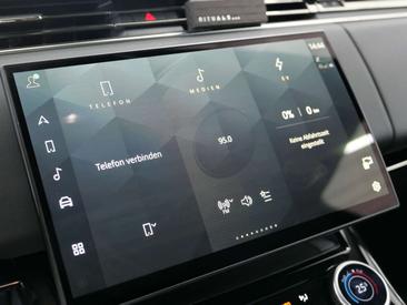 Land Rover Range Rover Sport P440e — photo 15