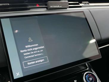 Land Rover Range Rover Sport P440e — photo 16