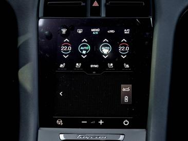 Porsche Taycan ph2 4S Sport Turismo — photo 19