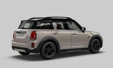 Mini Countryman Cooper SE ALL4 — photo 15