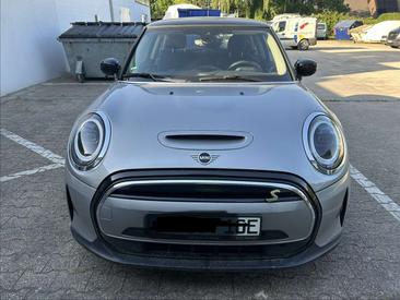 Mini 3 Portes Berline Cooper SE — photo 8