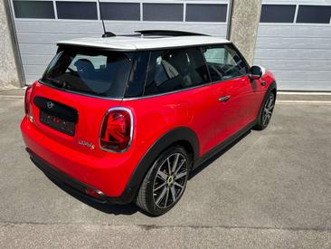 Mini 3 Portes Berline Cooper SE — photo 13