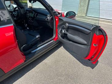 Mini 3 Portes Berline Cooper SE — photo 24