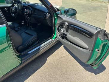 Mini 3 Portes Berline Cooper SE — photo 23