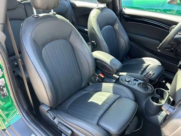 Mini 3 Portes Berline Cooper SE — photo 26