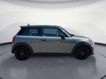 Mini 3 Portes Berline Cooper SE — photo 5