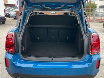 Mini 3 Portes Berline Cooper D — photo 9