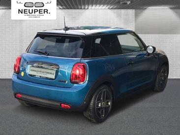 Mini 3 Portes Berline Cooper SE — photo 3