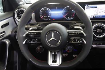 Mercedes Classe A Berline 45 S 4MATIC — photo 12